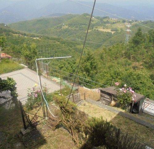 casa indipendente in vendita a Molazzana in zona Sassi
