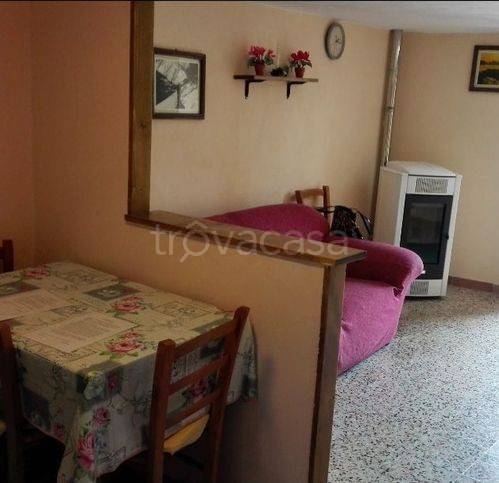 casa indipendente in vendita a Molazzana