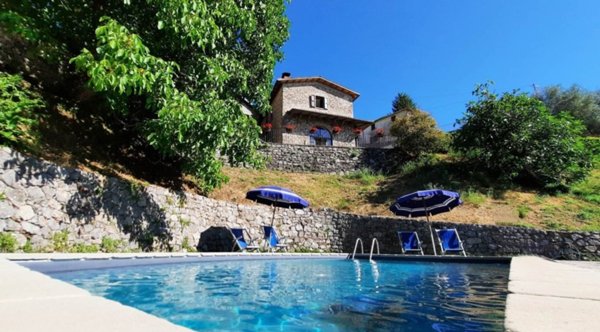 casa indipendente in vendita a Molazzana in zona Sassi