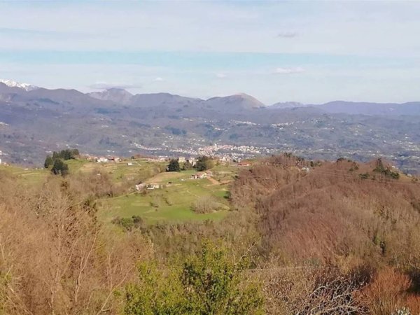 casa indipendente in vendita a Molazzana