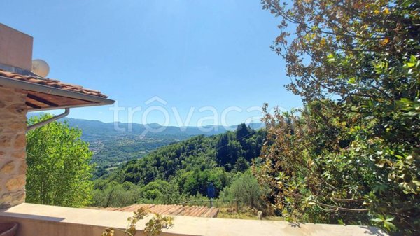 casa indipendente in vendita a Molazzana