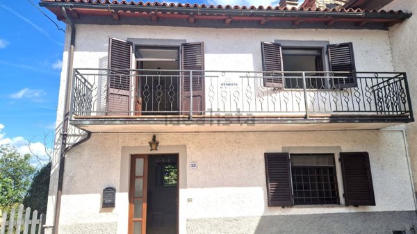 casa indipendente in vendita a Molazzana in zona Sassi