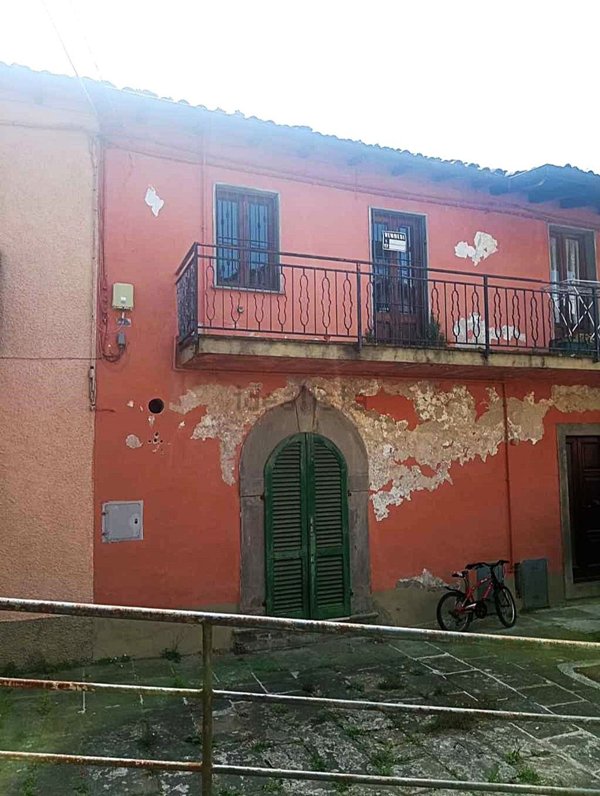 appartamento in vendita a Molazzana in zona Sassi