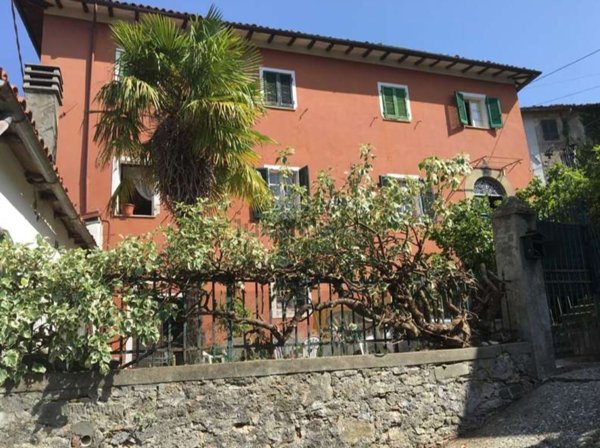 casa indipendente in vendita a Molazzana in zona Sassi