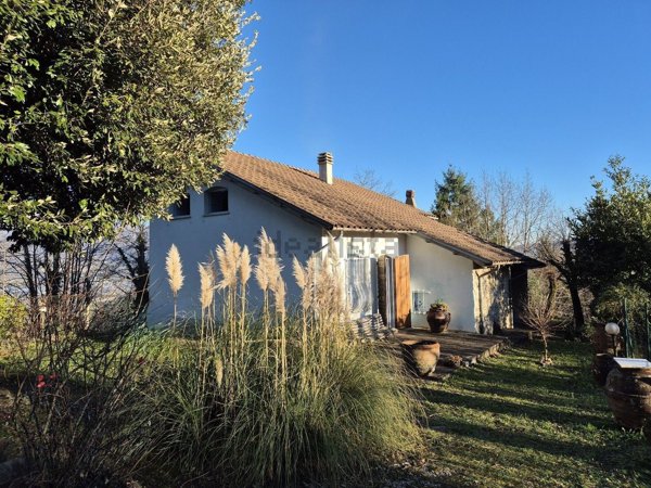 casa indipendente in vendita a Molazzana