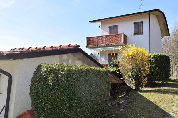 casa indipendente in vendita a Molazzana in zona Montaltissimo