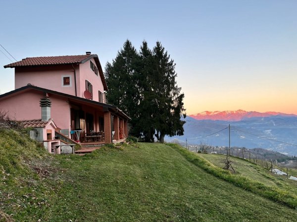 casa indipendente in vendita a Molazzana in zona Eglio