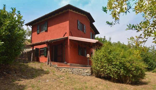casa indipendente in vendita a Molazzana in zona Eglio