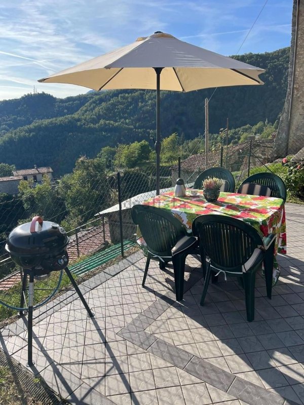 casa indipendente in vendita a Molazzana in zona Eglio