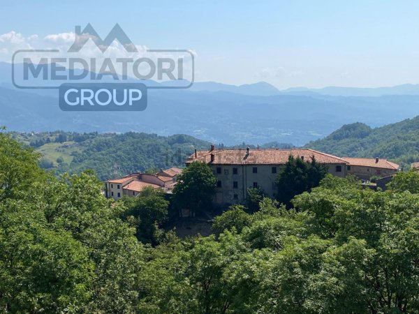 casa indipendente in vendita a Molazzana in zona Eglio