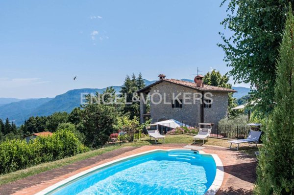 casa indipendente in vendita a Molazzana in zona Montaltissimo