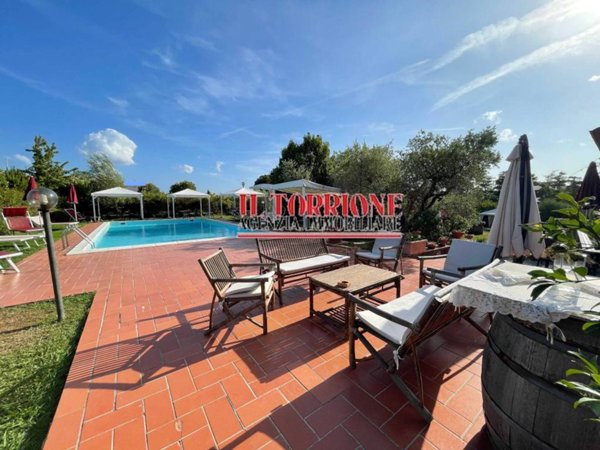 casa indipendente in vendita a Montecarlo