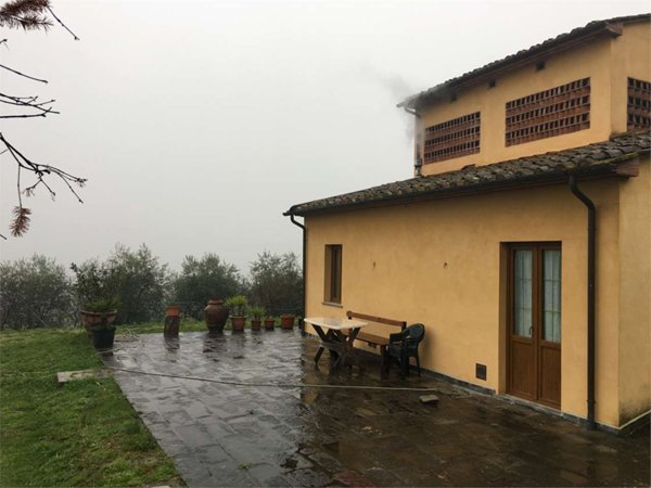 casa indipendente in vendita a Montecarlo