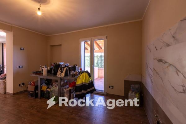 casa indipendente in vendita a Montecarlo