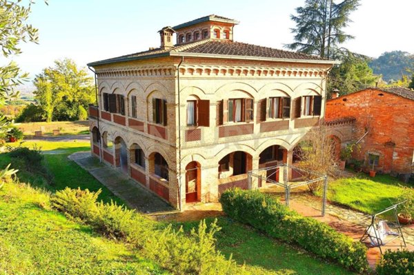 casa indipendente in vendita a Montecarlo