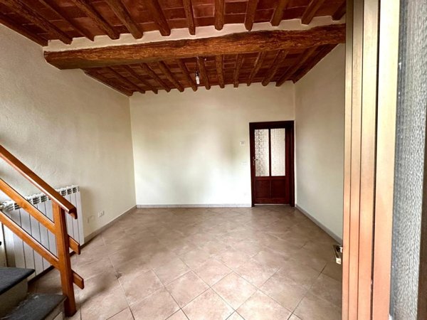 casa indipendente in vendita a Montecarlo