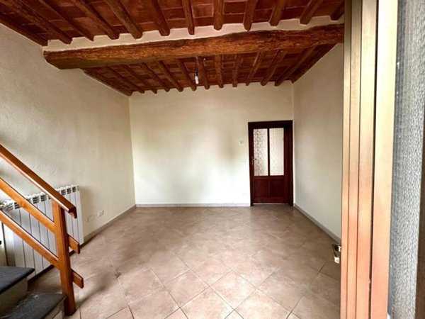 casa indipendente in vendita a Montecarlo