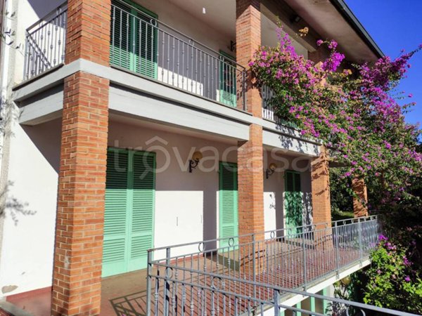 casa indipendente in vendita a Montecarlo
