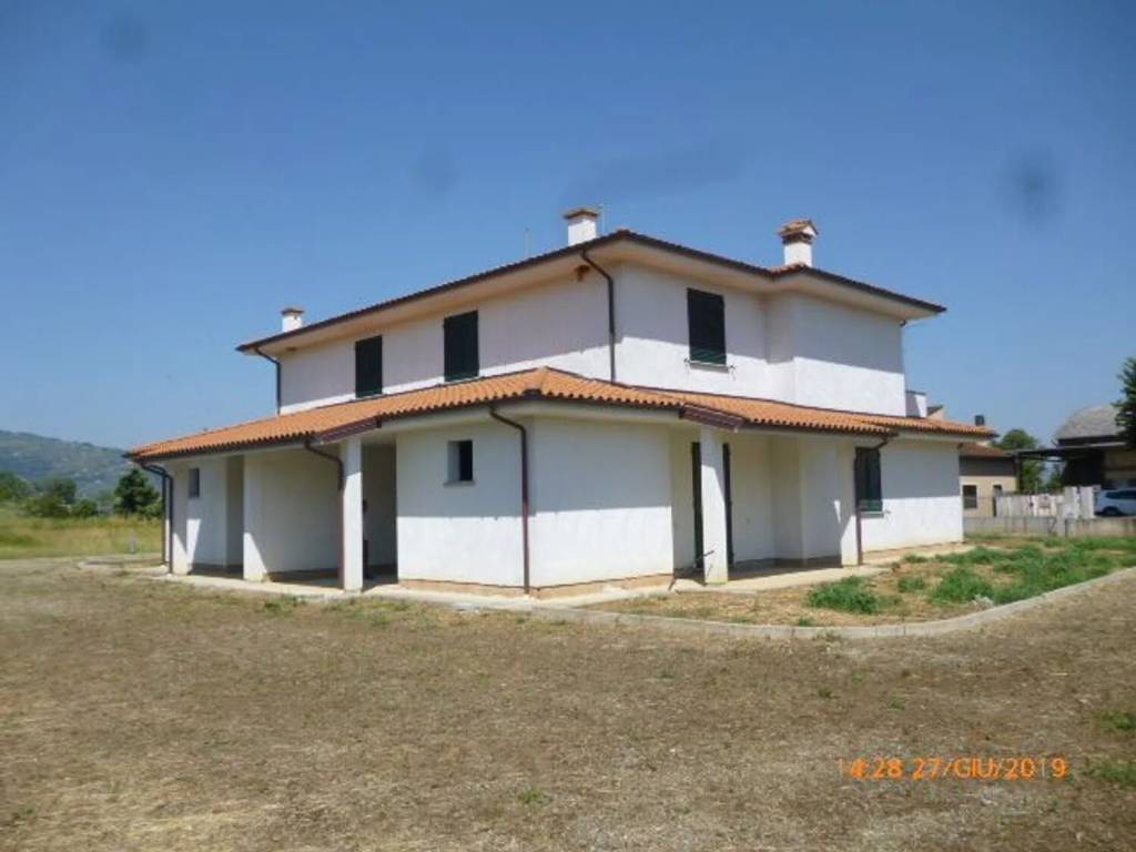 casa indipendente in vendita a Montecarlo