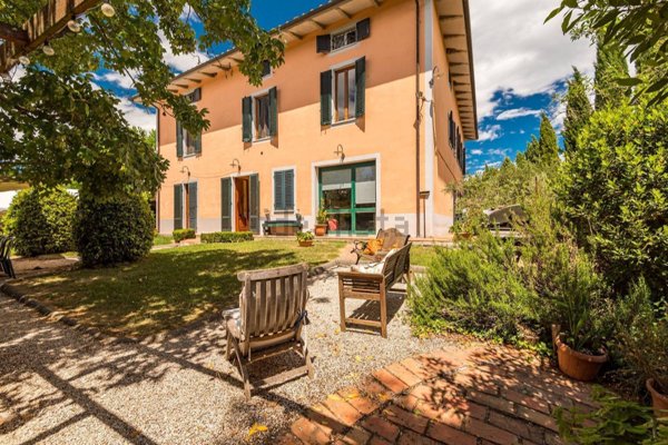 casa indipendente in vendita a Montecarlo