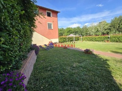 casa indipendente in vendita a Montecarlo