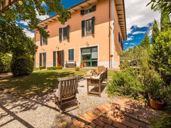 casa indipendente in vendita a Montecarlo
