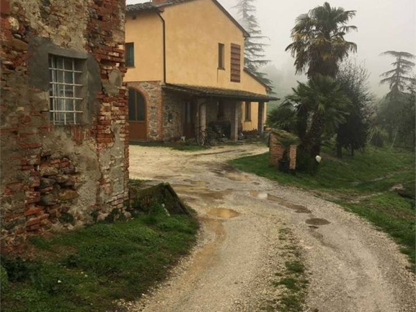 casale in vendita a Montecarlo
