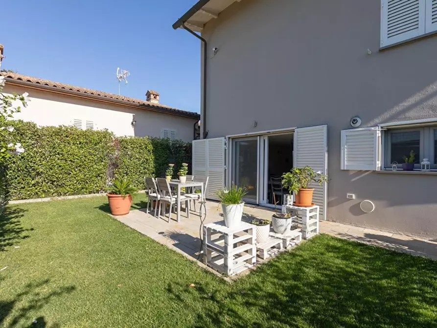 casa indipendente in vendita a Montecarlo