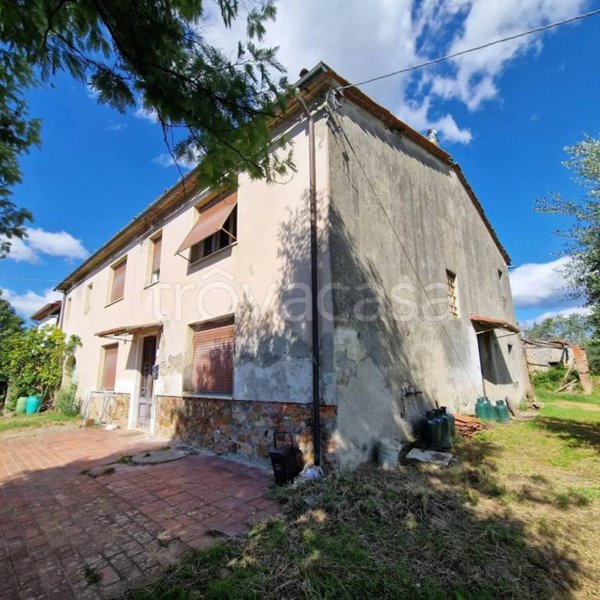 casa indipendente in vendita a Montecarlo