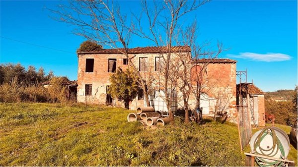 casa indipendente in vendita a Montecarlo