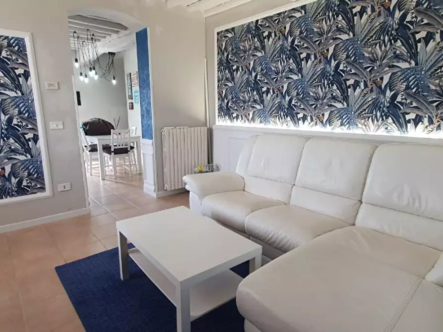 casa indipendente in vendita a Montecarlo