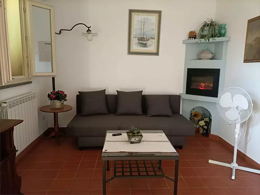 casa indipendente in vendita a Montecarlo