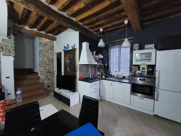 casa indipendente in vendita a Montecarlo