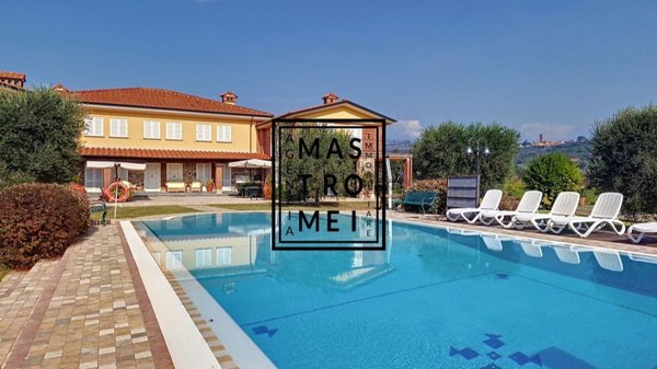 casa indipendente in vendita a Montecarlo