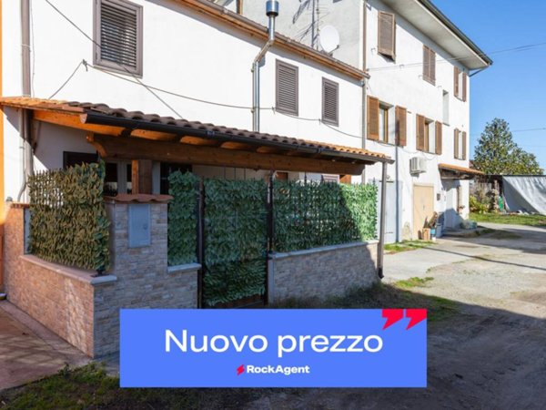 casa indipendente in vendita a Montecarlo