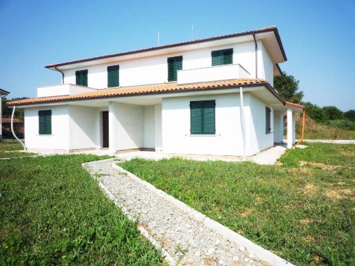 casa indipendente in vendita a Montecarlo