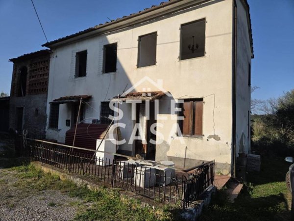 casa semindipendente in vendita a Montecarlo