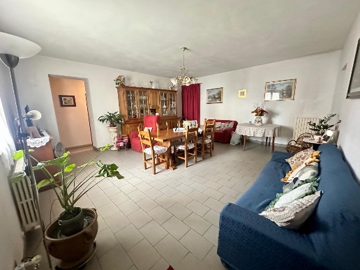 casa indipendente in vendita a Montecarlo