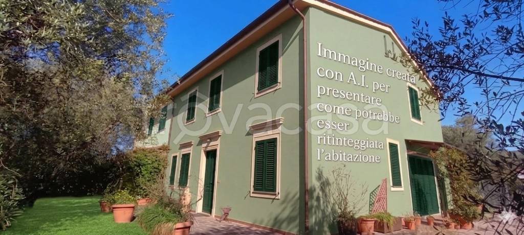 casa indipendente in vendita a Montecarlo