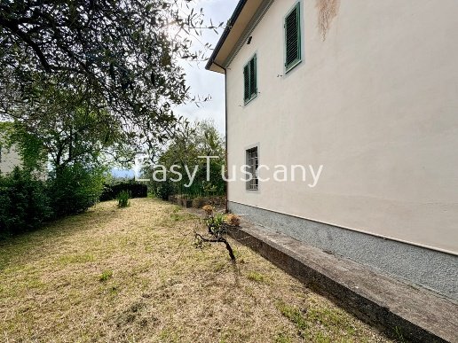 casa indipendente in vendita a Montecarlo