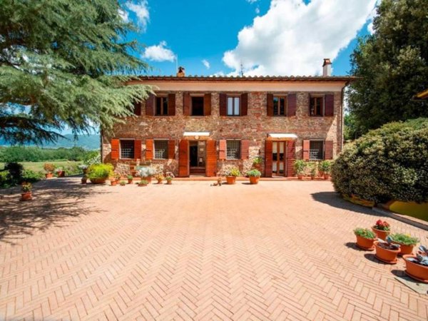 casa indipendente in vendita a Montecarlo