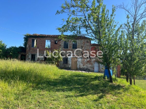 casale in vendita a Montecarlo
