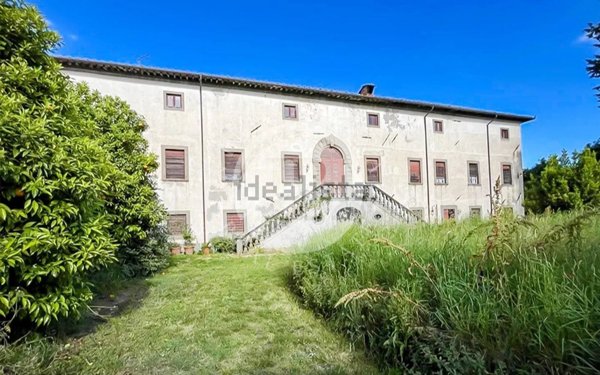 casa indipendente in vendita a Montecarlo