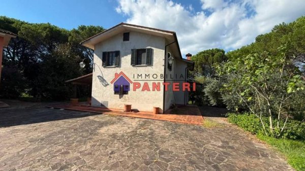 casa indipendente in vendita a Montecarlo