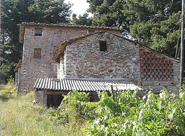 casa indipendente in vendita a Pescaglia