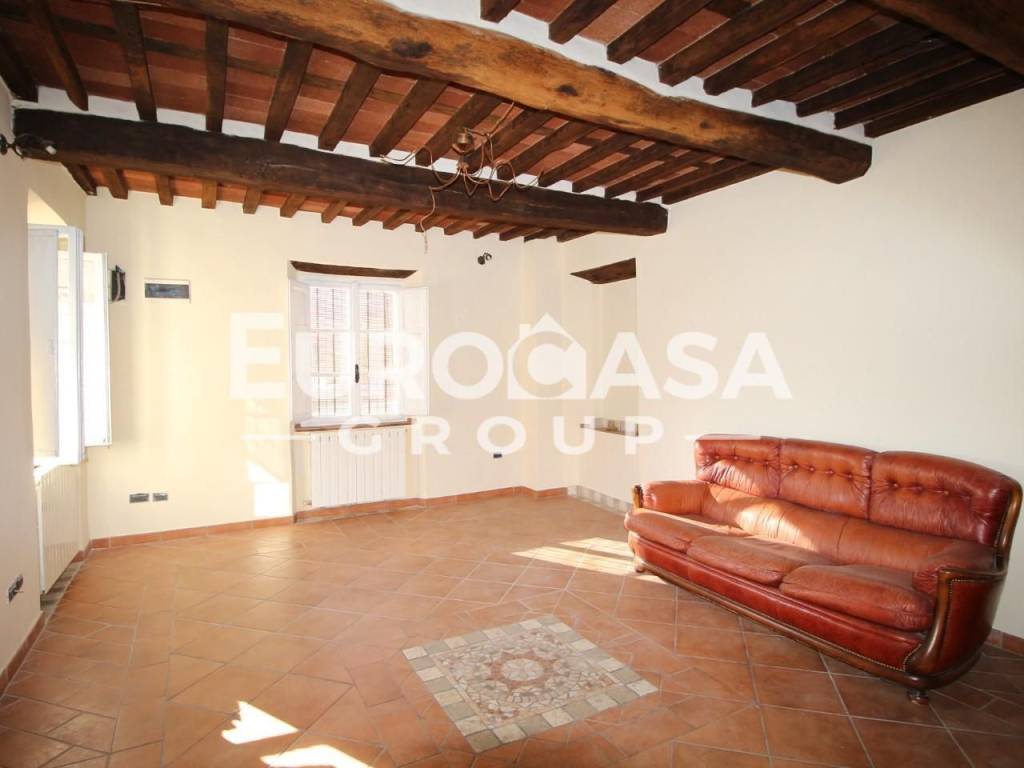 casa indipendente in vendita a Pescaglia in zona Fiano