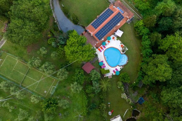 casa indipendente in vendita a Pescaglia in zona Monsagrati