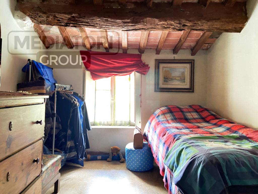 casa indipendente in vendita a Pescaglia
