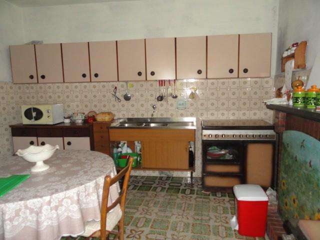 intera palazzina in vendita a Pescaglia