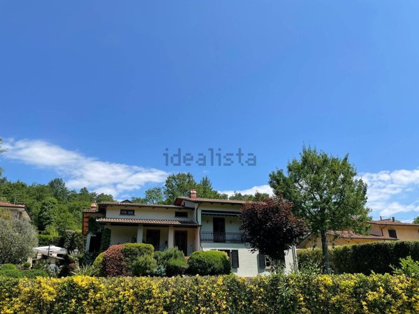 casa indipendente in vendita a Pescaglia
